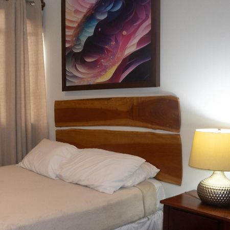 Hotel Leon Inn Экстерьер фото