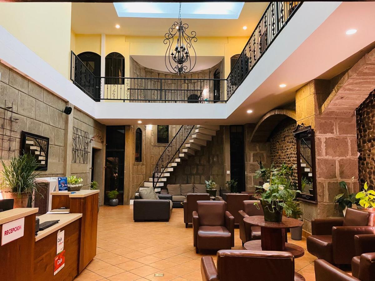 Hotel Leon Inn Экстерьер фото
